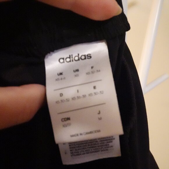 Adidas Three Stripe Workout Shorts Size XS - Picture 4 of 4